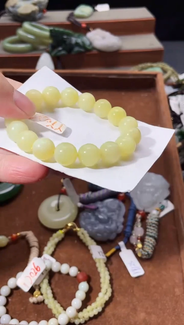 和田玉未镶嵌颈饰拍一发一