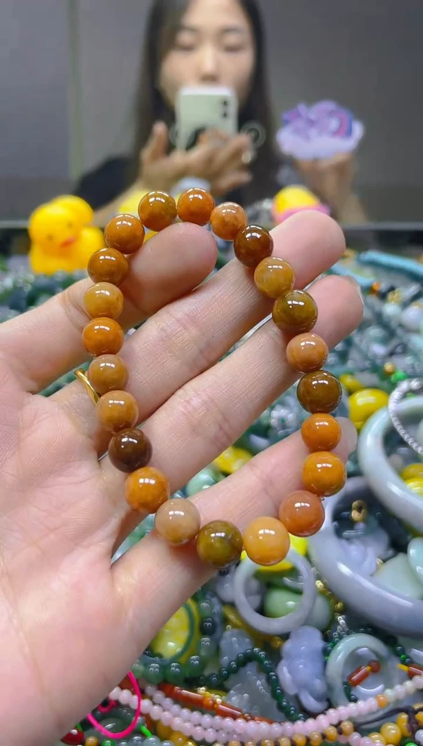 翡翠未镶嵌颈饰8MM/W/翡翠A货，一件也可是批发价