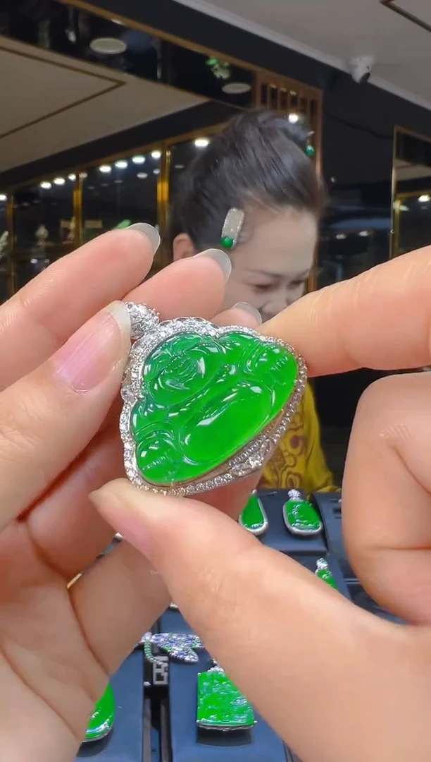 翡翠银S925镶嵌吊坠(赠链)068       （多样性发其一）