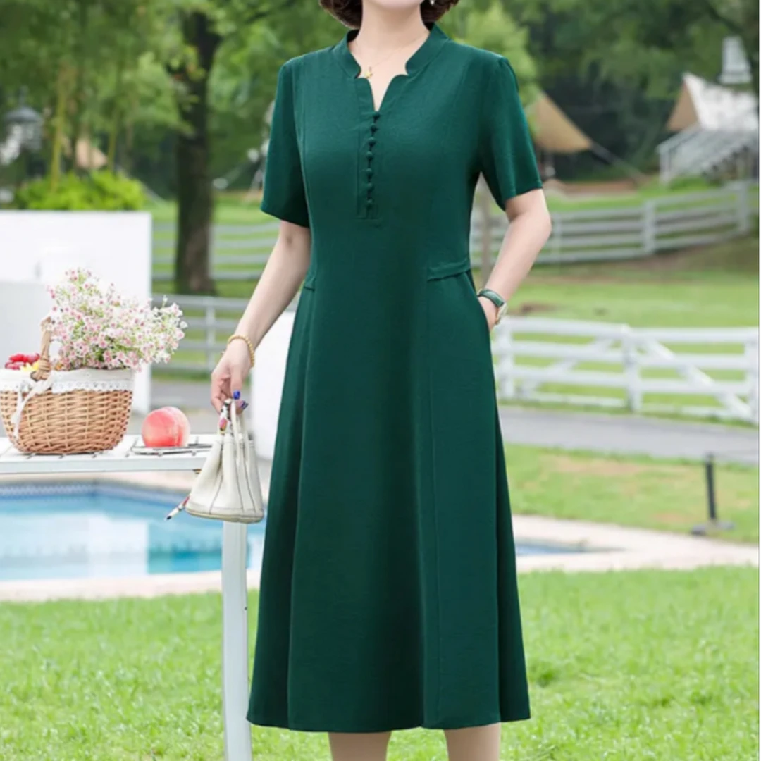 轻奢精致潮流女士纯色短袖显瘦连衣裙2025夏季薄款中长款口袋裙子