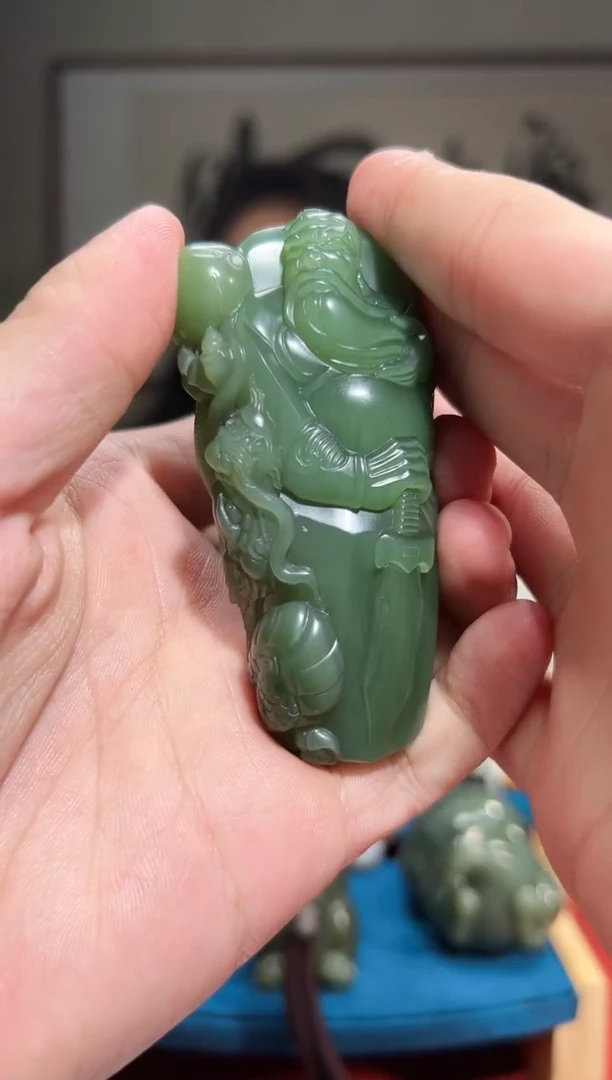 未镶嵌和田玉把件乐姐（关公）51