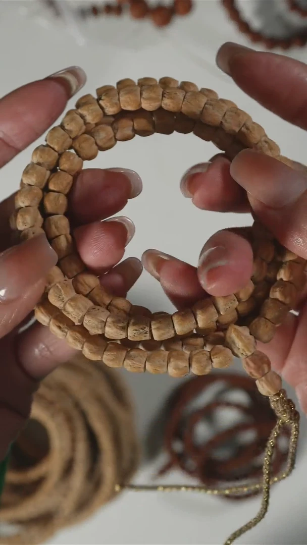 【闪购商品】柏香籽/百香籽吊坠S155黄油肉精工百香108