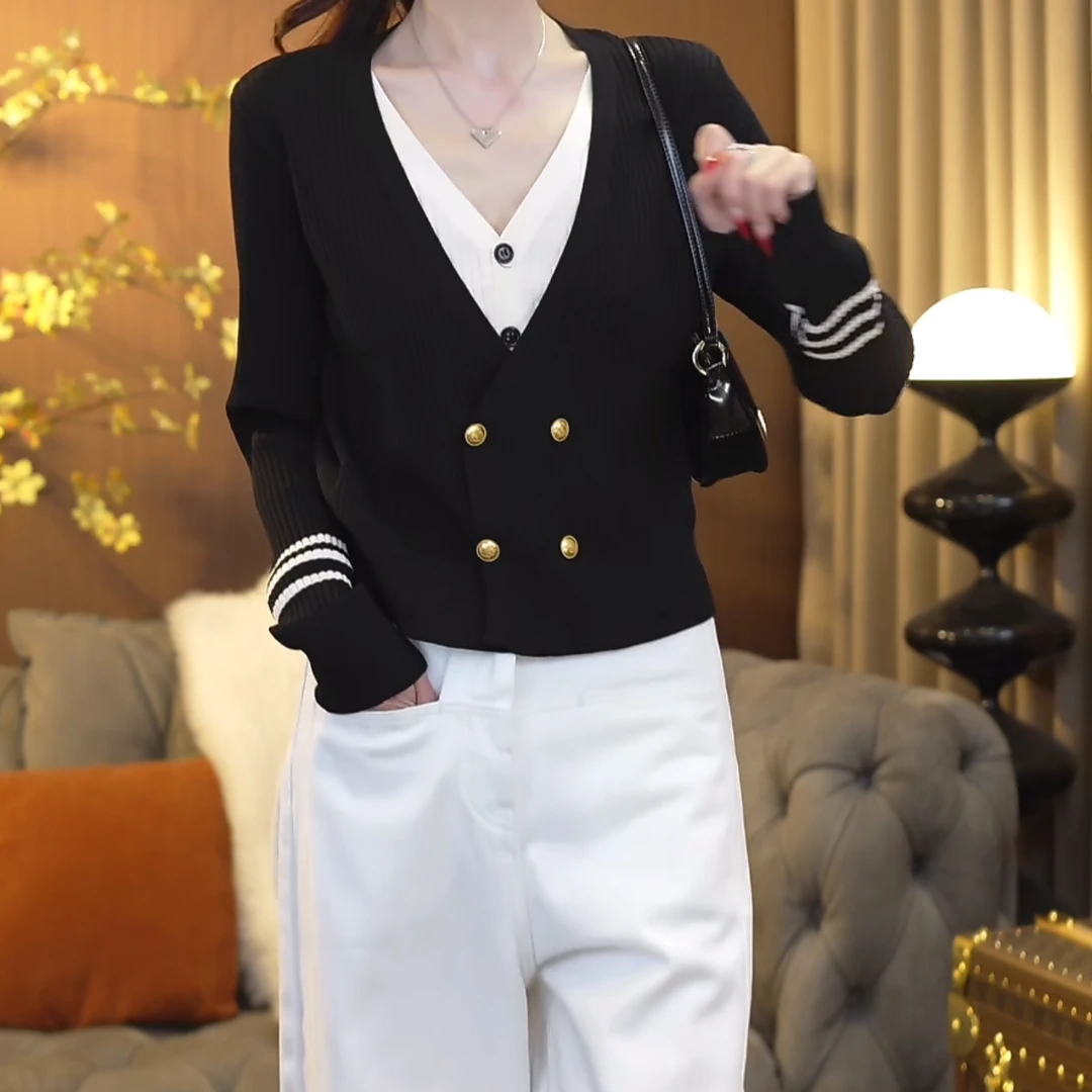 2025新款韩版刺绣双排扣V领学院风假两件长袖针织开衫外套显瘦