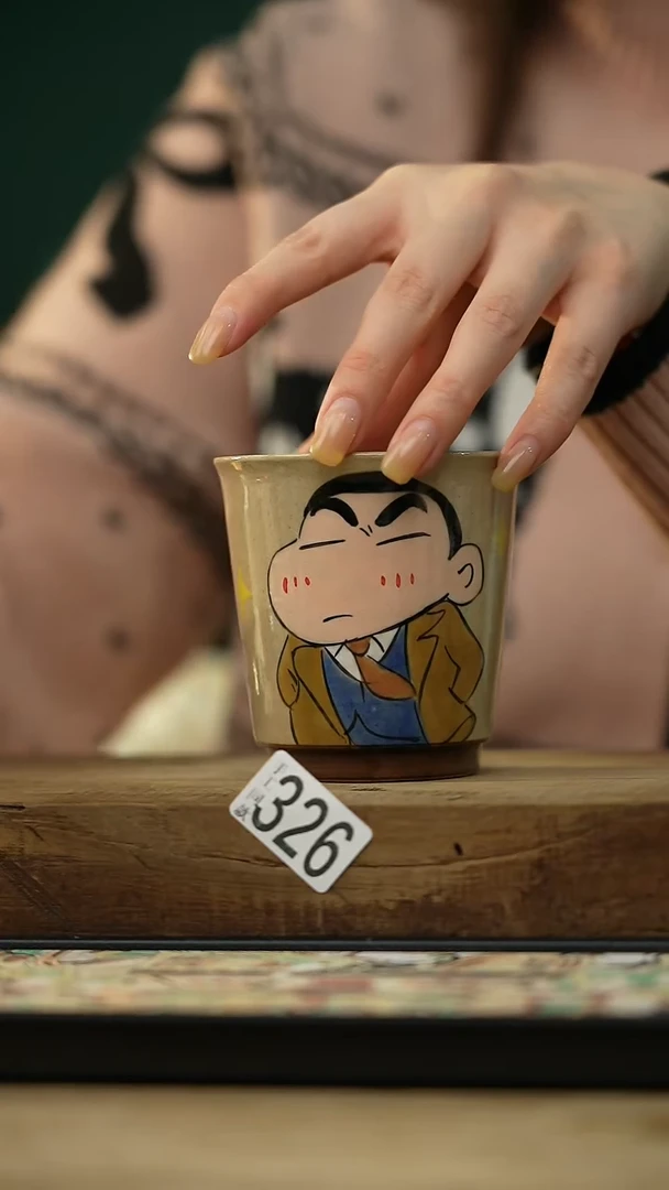 【闪购商品】瓷片新品！设计师款手绘/咖啡杯 羽川