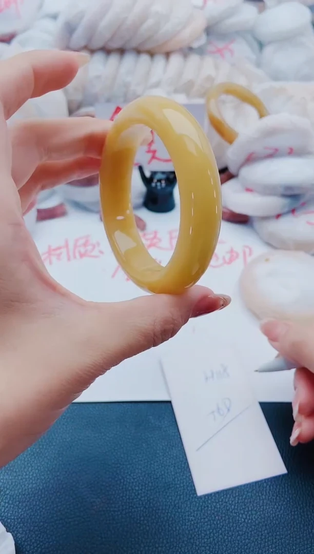 未镶嵌手镯石英质玉H118-56-57