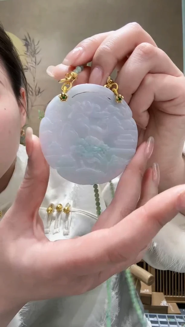 【闪购商品】翡翠颈饰未镶嵌吊坠