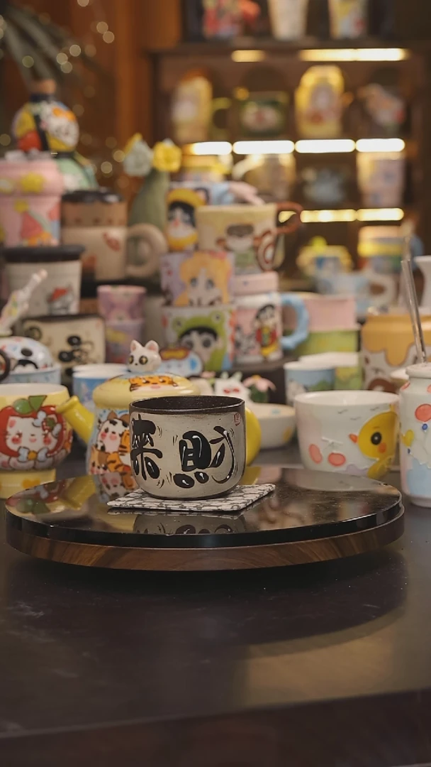 景德镇釉下彩绘设计师款式陶瓷