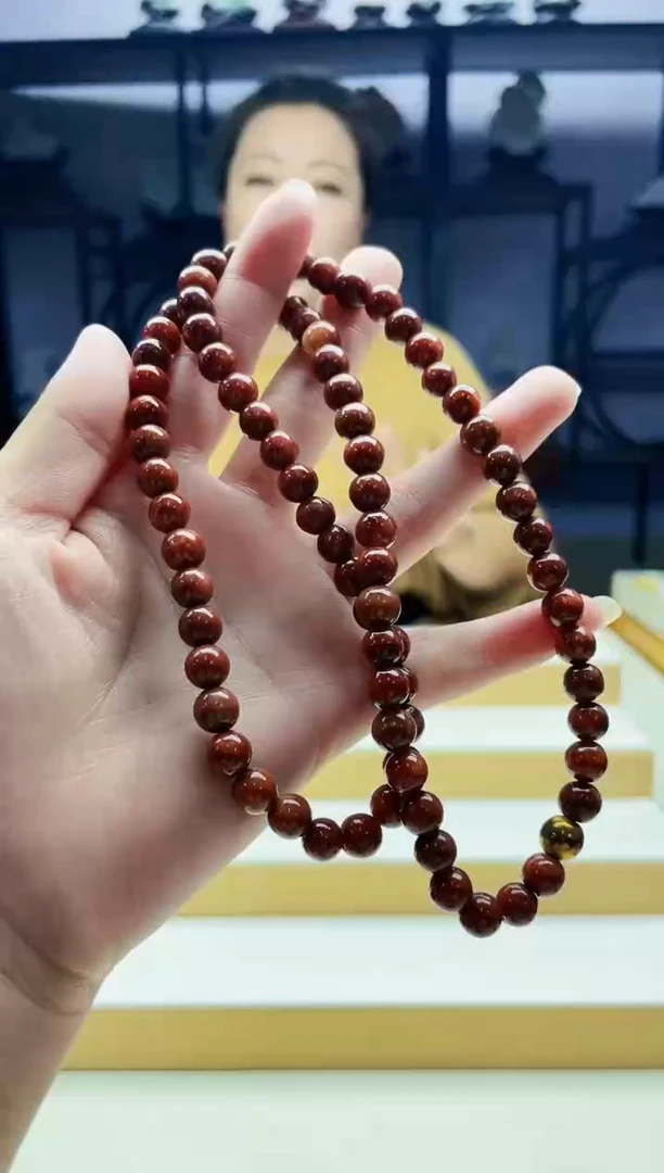 翡翠未镶嵌颈饰07300010