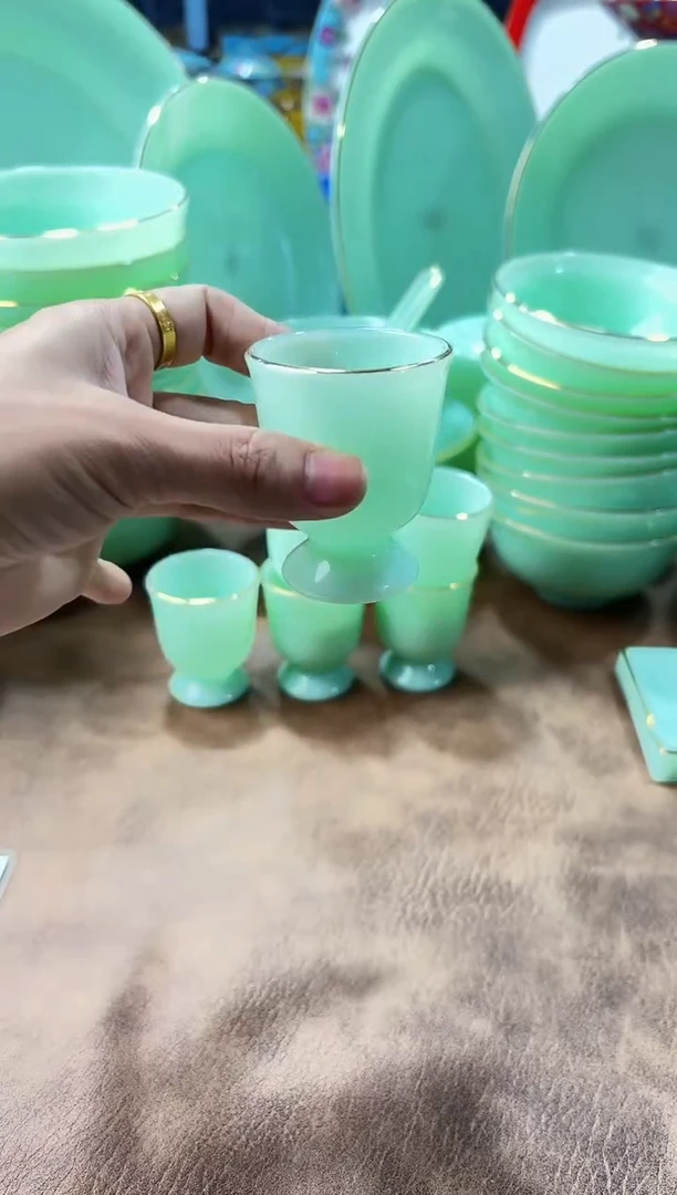 玉瓷高脚酒杯10只