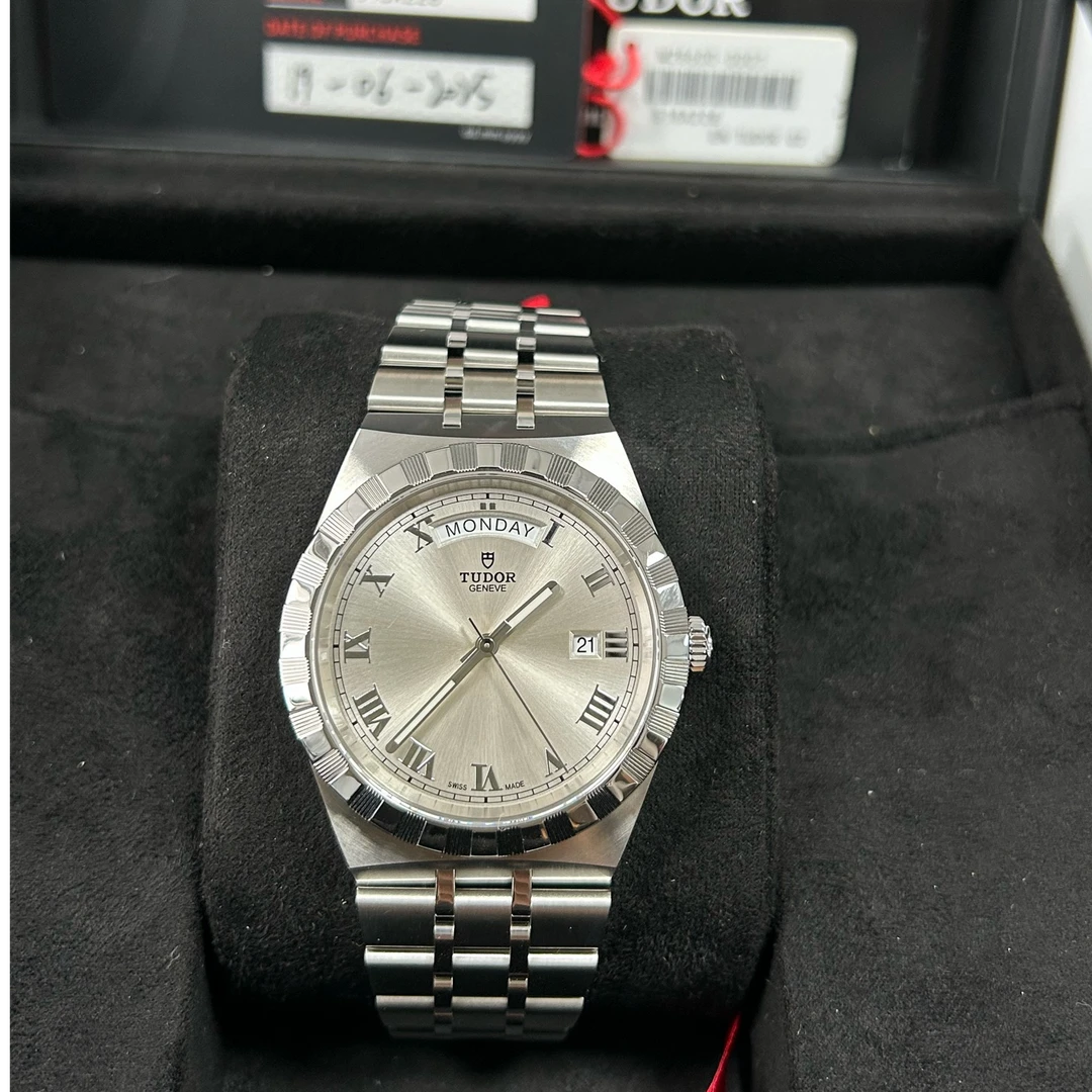 99新 TUDOR/帝舵 皇家系列 m28600-0001 自动上链 钢表壳 41毫米