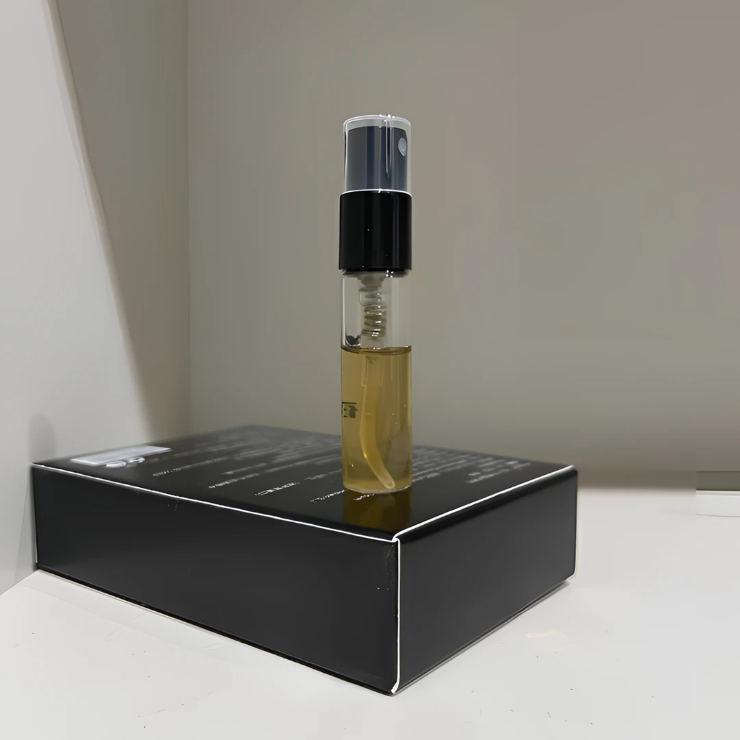 新品莮士2ml约会旅行居家便携分装瓶按压喷头玻璃质感厚实不易碎