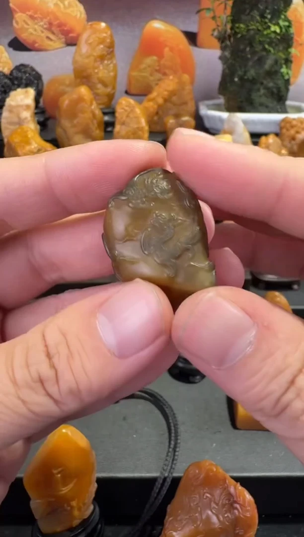 【闪购商品】田黄石半知田黄直播间