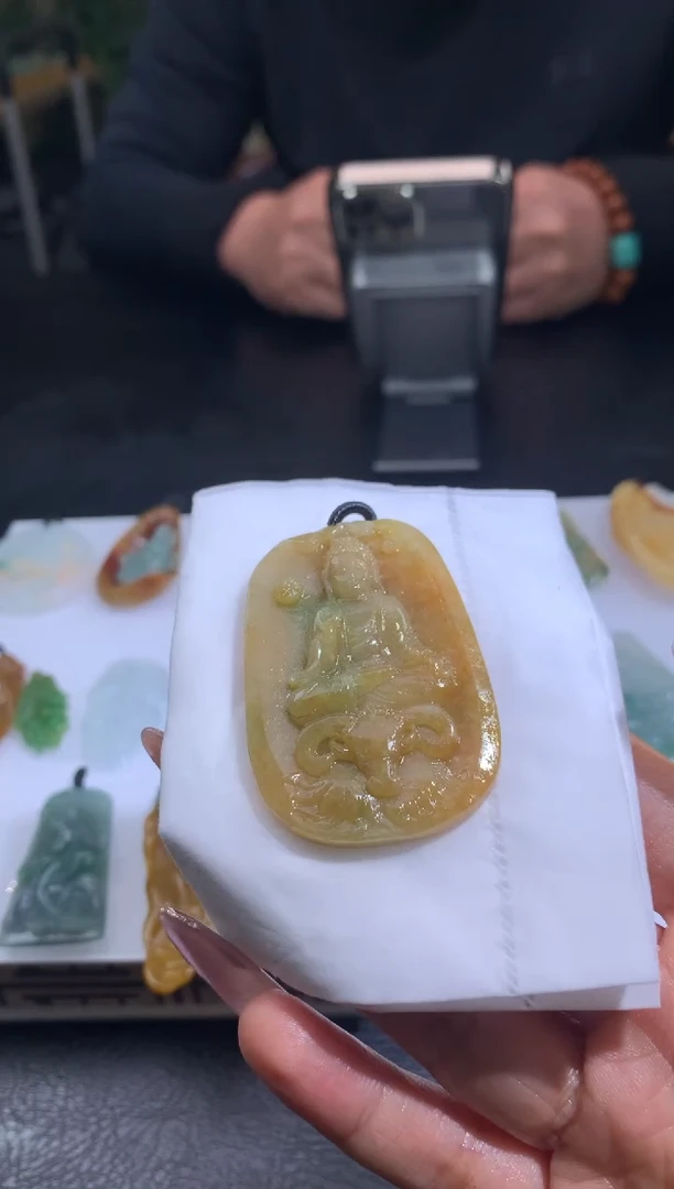 未镶嵌定制翡翠?****旯翡翠