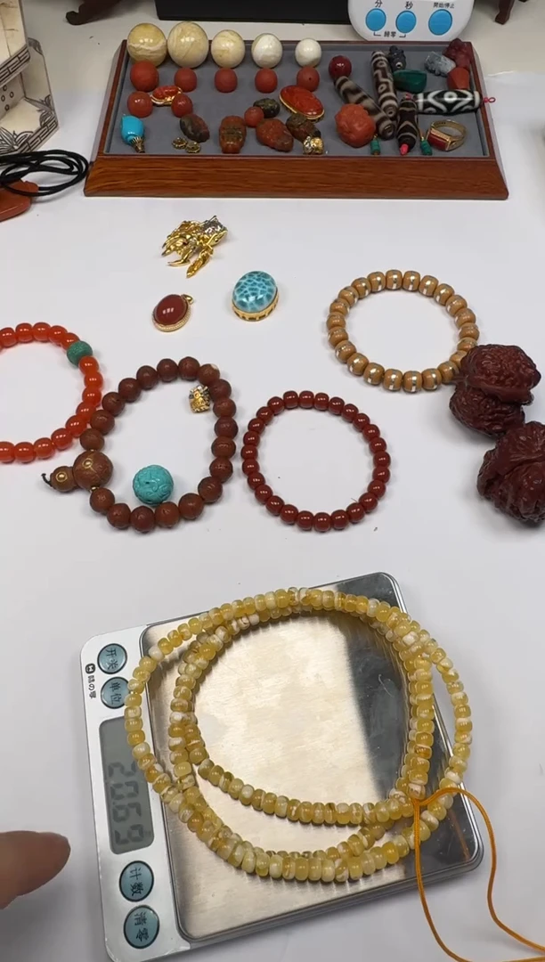 蜜蜡颈饰未镶嵌爱****乐108