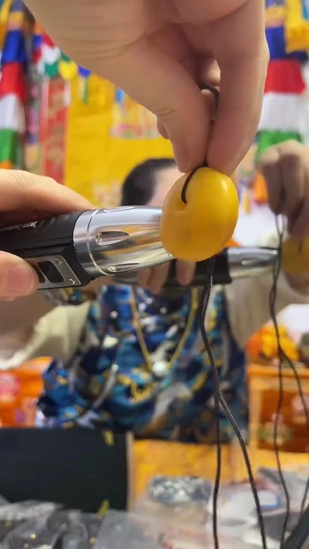 蜜蜡吊坠(赠链)未镶嵌122215