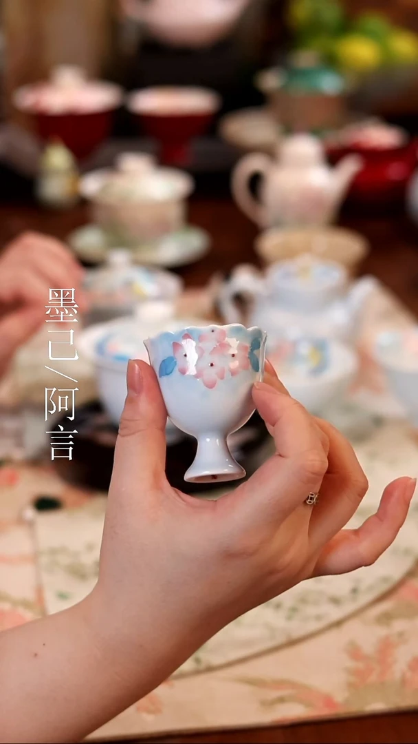 蝶落蓝裳 哈哈哈哈