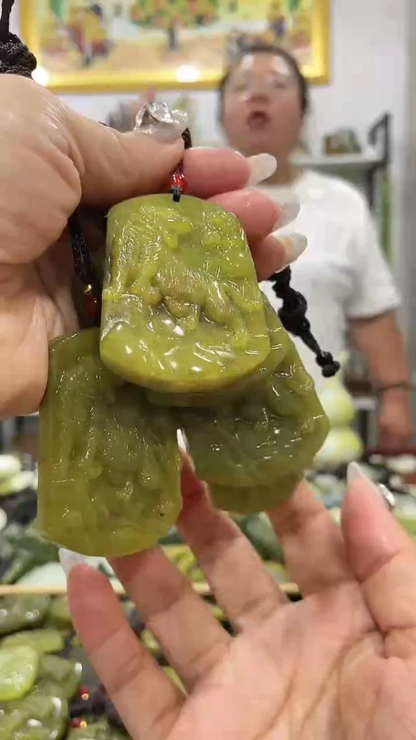 岫玉未镶嵌吊坠多样性发货其中发一件