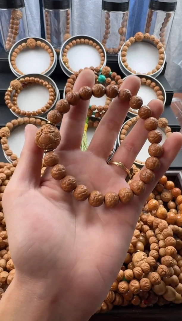 手串猴头核桃饕餮手工送单颗雕刻返油