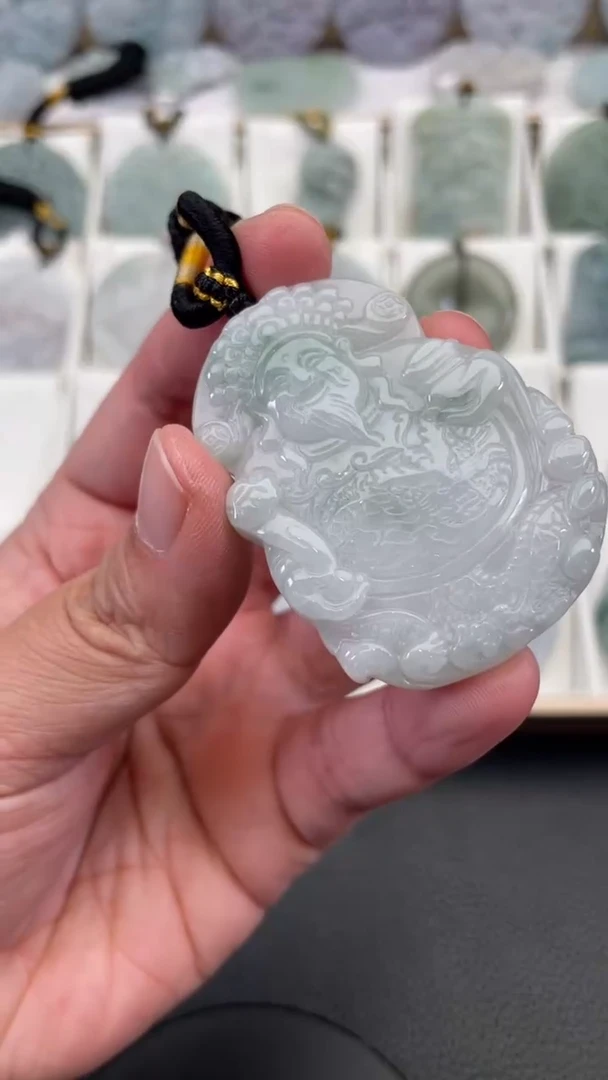 颈饰未镶嵌翡翠天然缅甸翡翠A货163