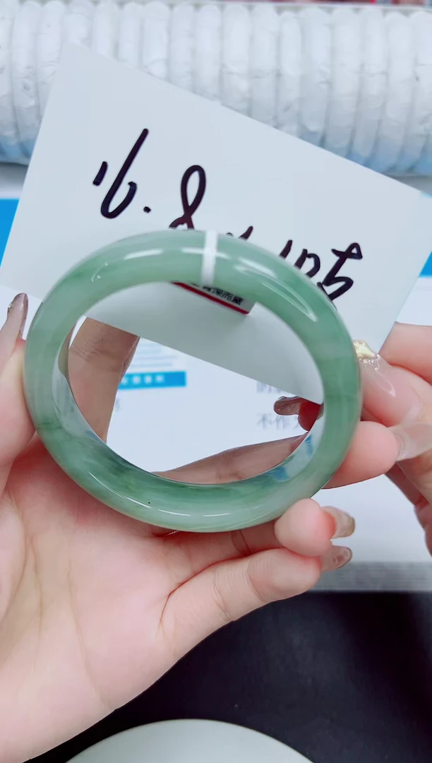 石英质玉手镯未镶嵌10/60