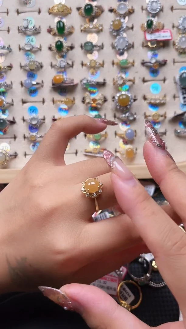 翡翠戒指银S925镶嵌天然A货翡翠戒指