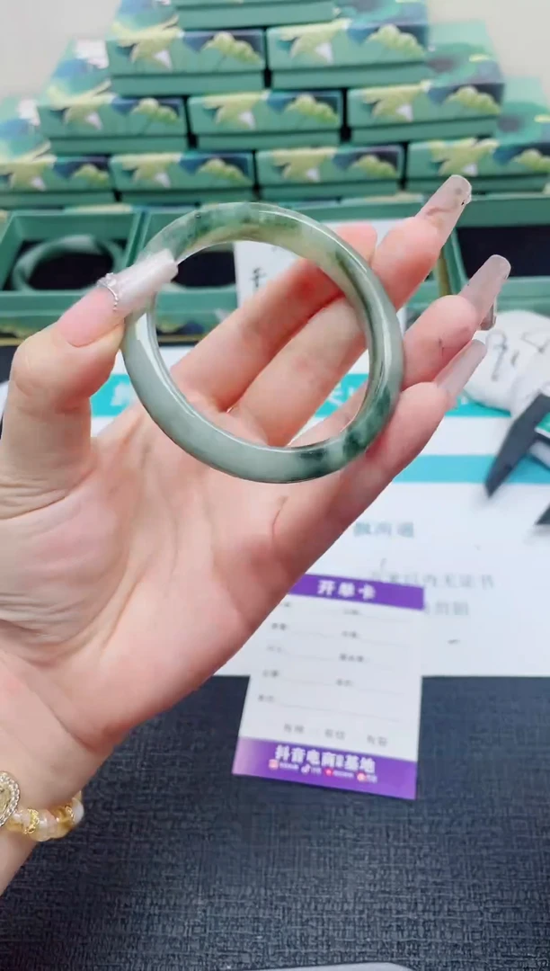 未镶嵌手镯石英质玉118-56