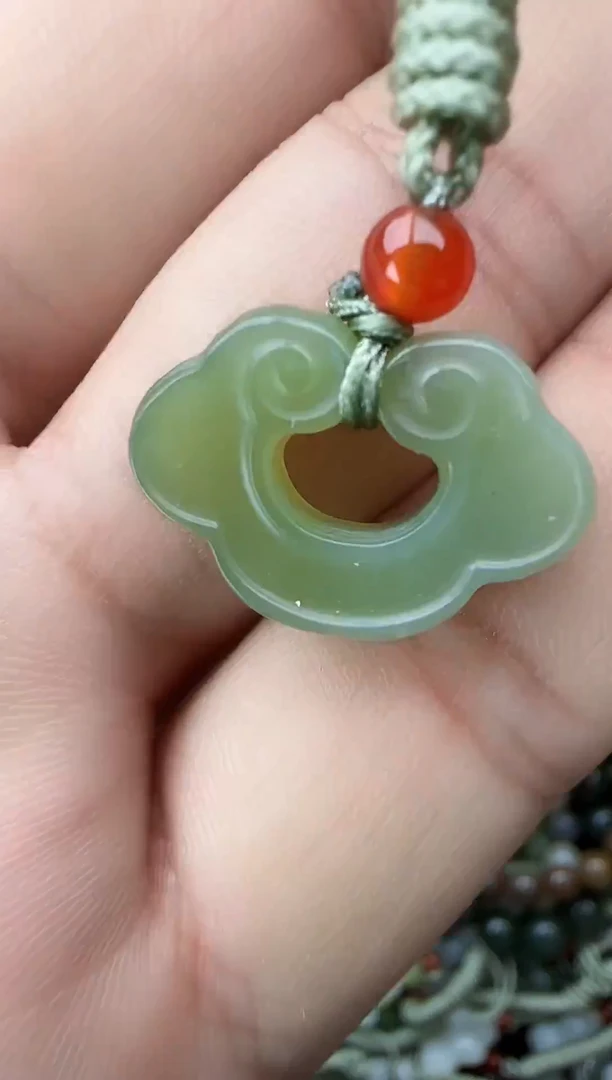 颈饰未镶嵌和田玉拍一发一