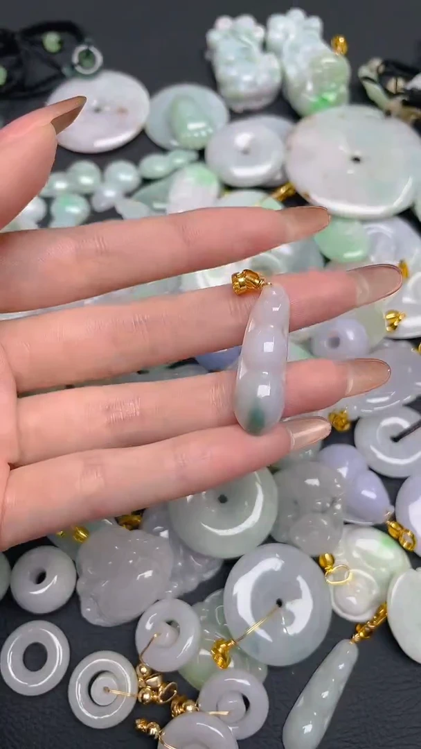 吊坠(不含链)未镶嵌翡翠16