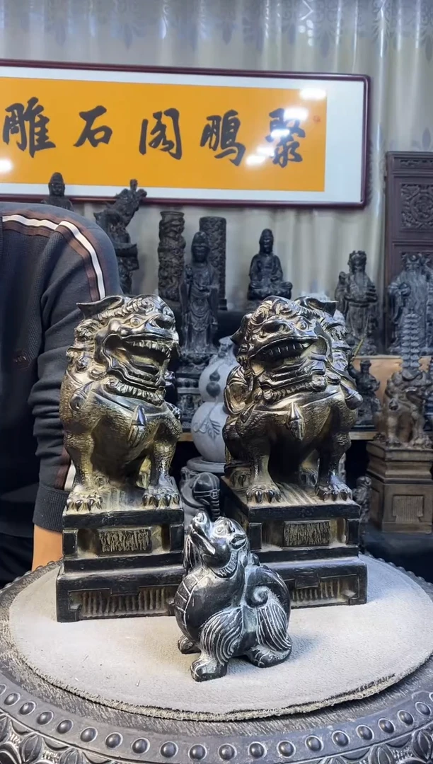 石材山西青石喜狮一对高度30厘米