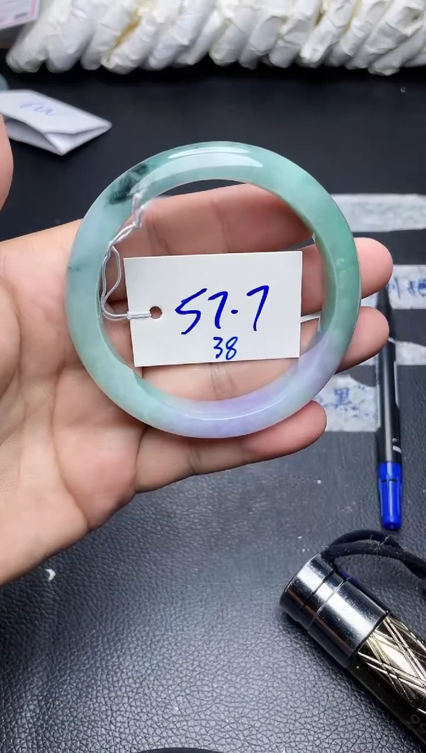 未镶嵌手镯翡翠38
