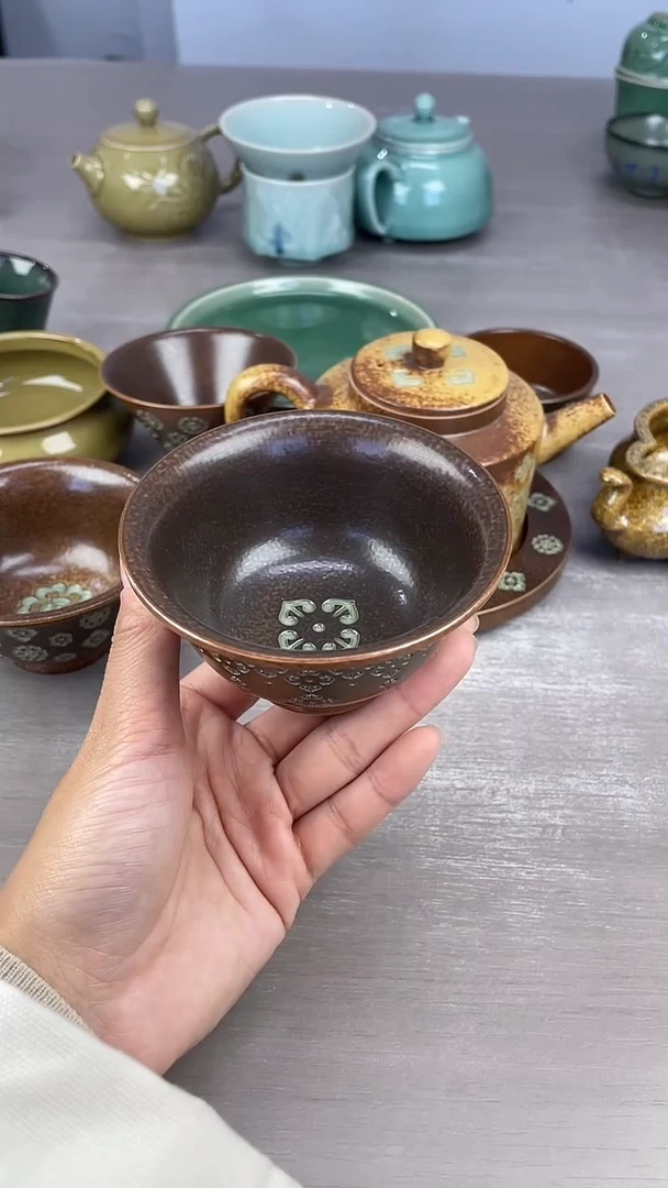 青瓷仓储福利清仓