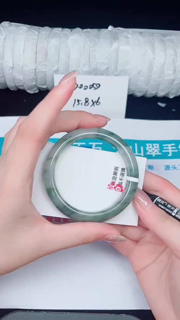 未镶嵌手镯石英质玉319-54/55