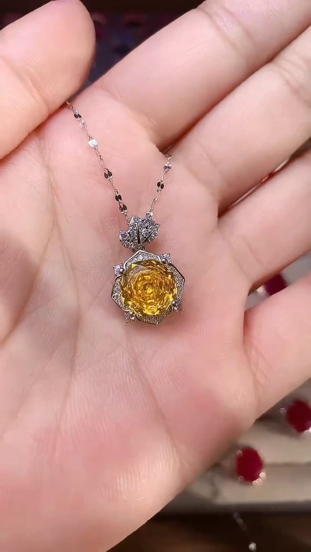 【闪购商品】彩色蓝宝石吊坠(赠链)银S925镶嵌000