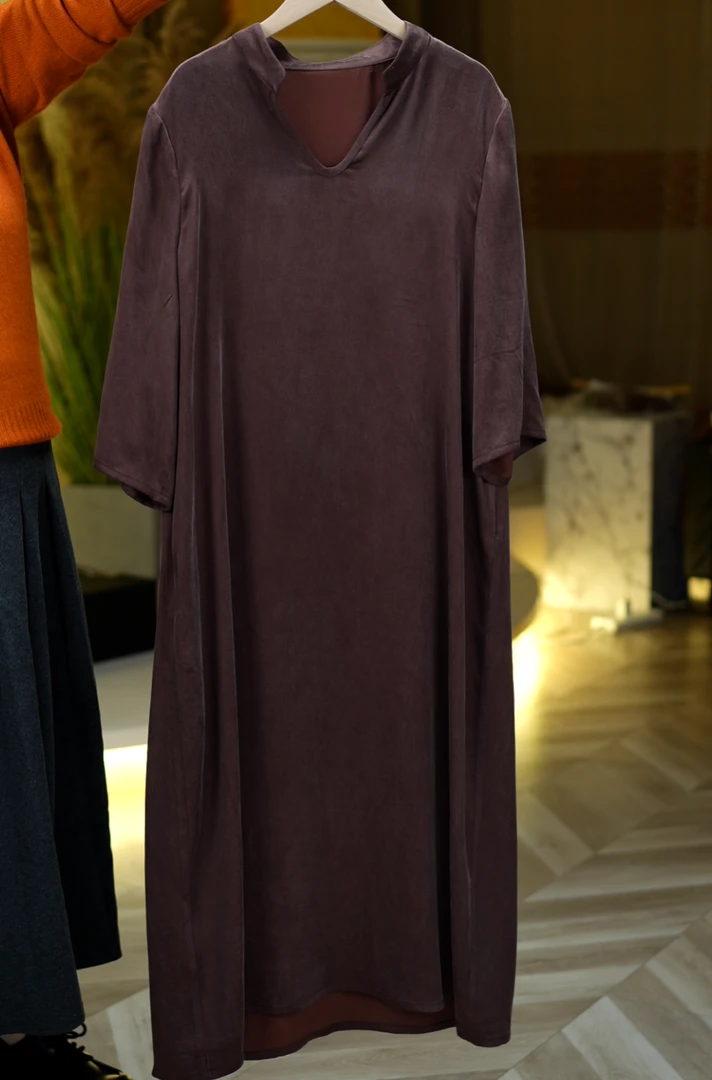 温栗《非遗美学》2115新中式国风立简约V领七分袖连衣裙