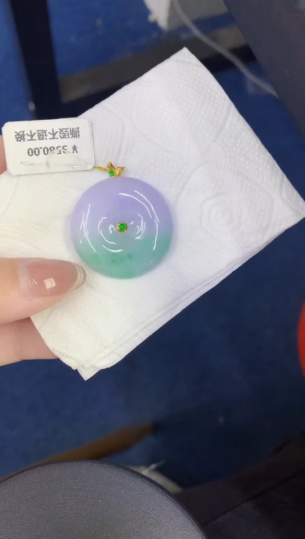 颈饰18K金镶嵌翡翠缅甸天然翡翠A货124