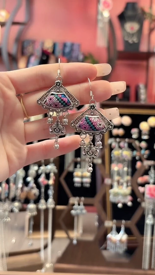 织绣 云织谣民族风精美饰品  98