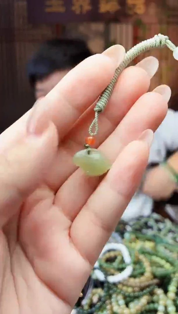 颈饰未镶嵌和田玉多样性发货拍一发一