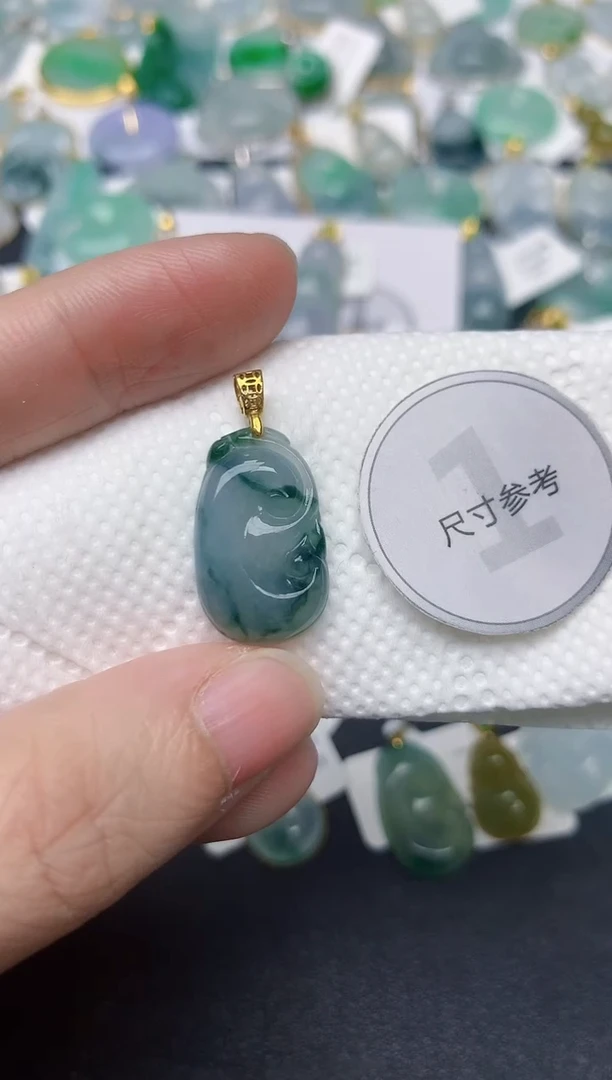 颈饰未镶嵌翡翠天然缅甸A货翡翠