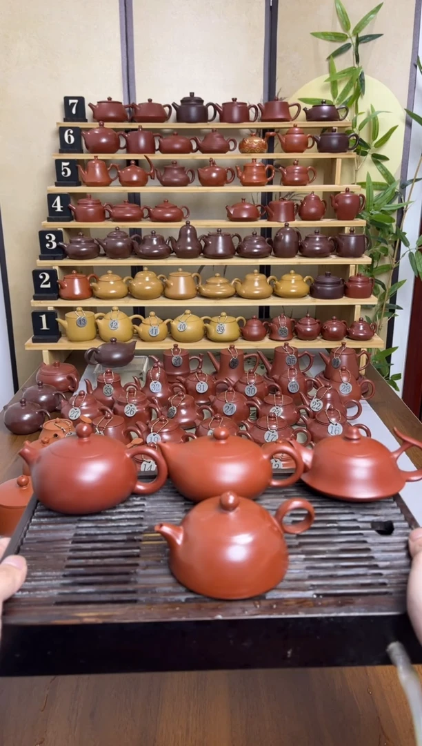 一**痕凤雏壶130c+扁西施150c+将军120c+半月120c（原价1044