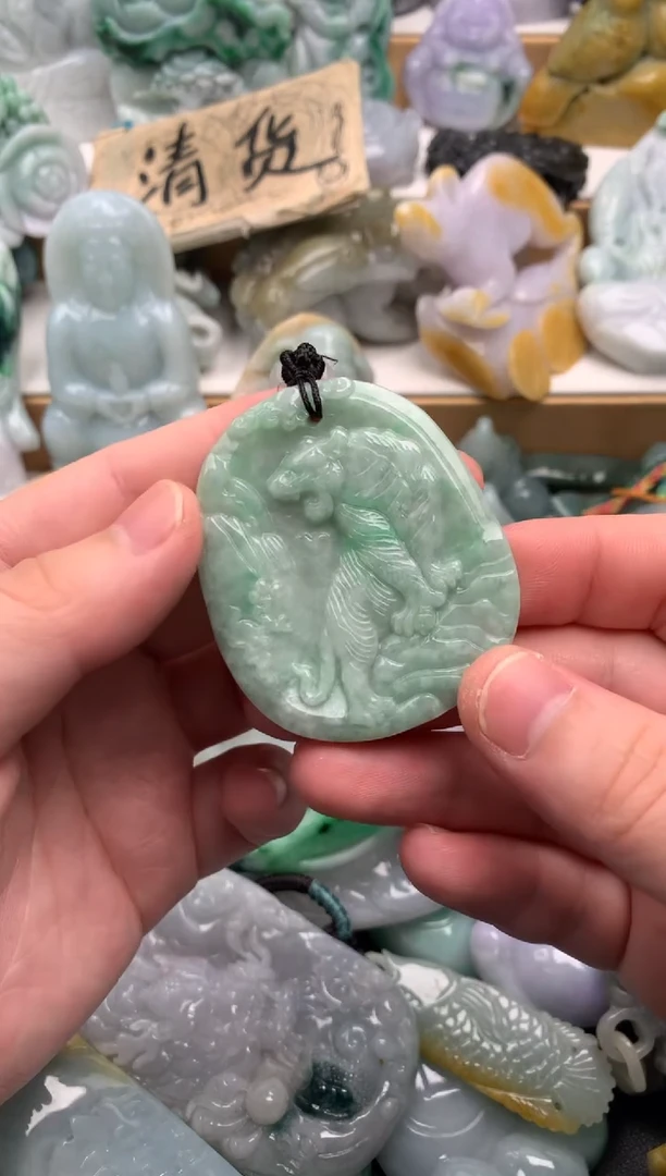 吊坠(不含链)未镶嵌翡翠1