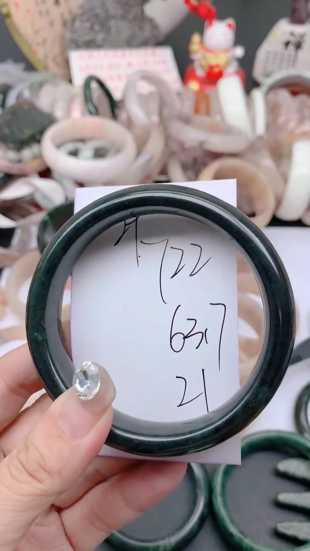 未镶嵌手镯石英质玉722