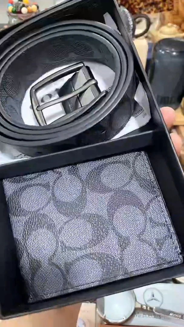 瓷片闪购商品 如图所示