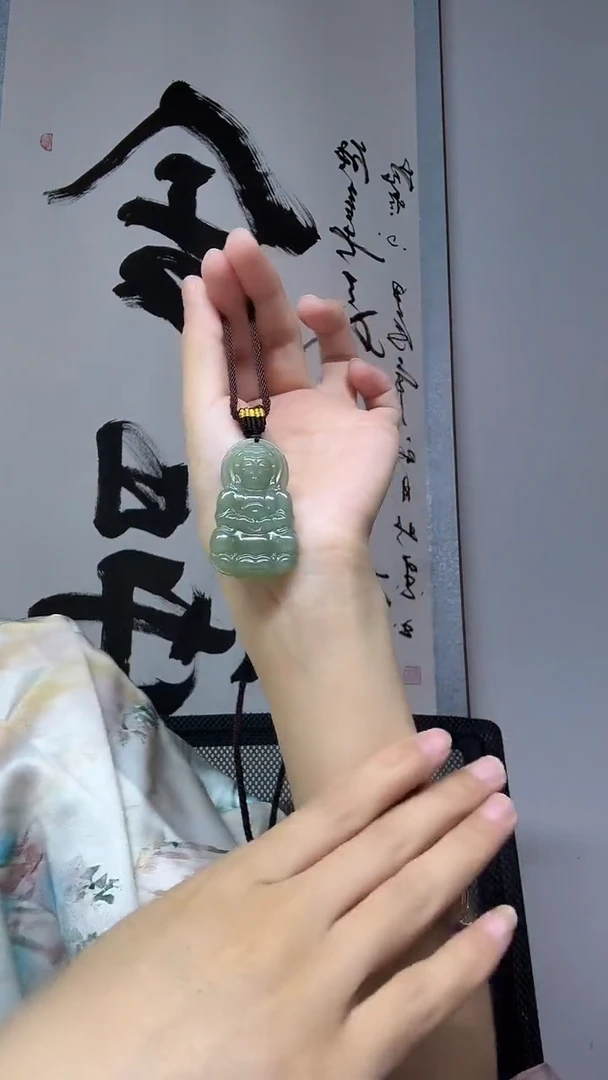 和田玉未镶嵌颈饰观音