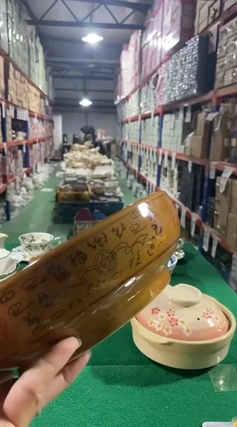 瓷片碗碟好物一件不留@@1