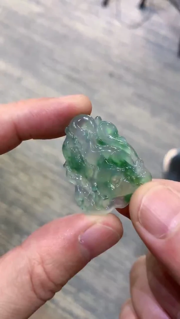 颈饰未镶嵌翡翠天然A货翡翠