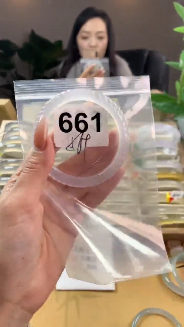 【闪购商品】玛瑙/玉髓手镯未镶嵌661