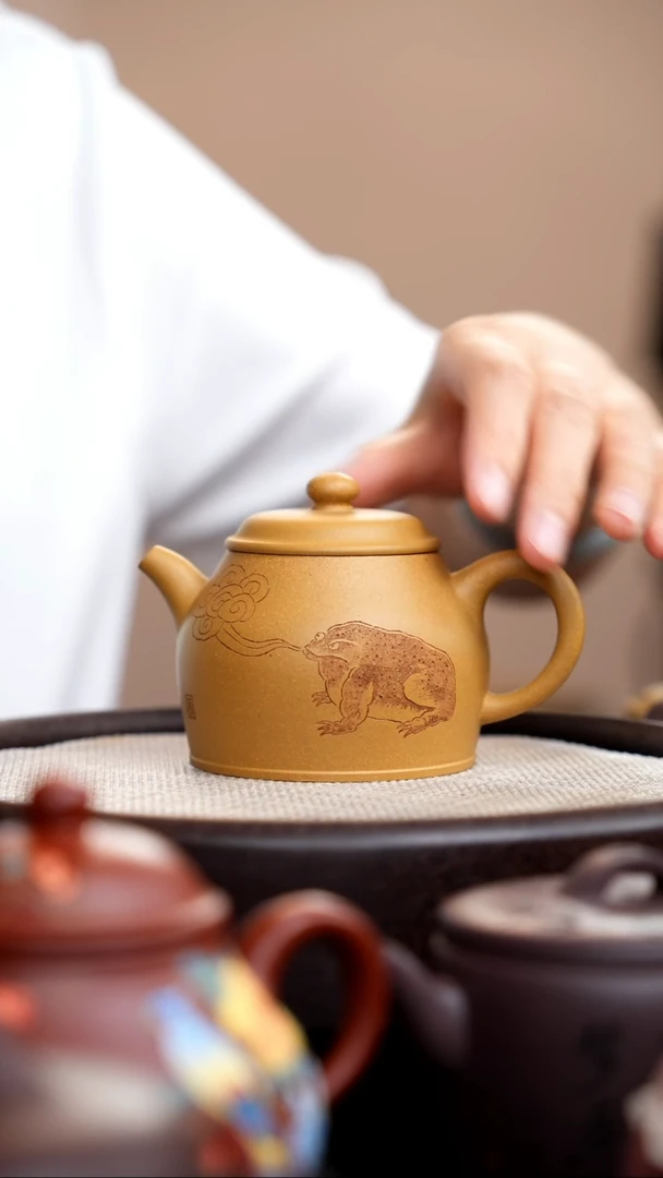 茶壶紫砂黄金段牧云金蟾壶