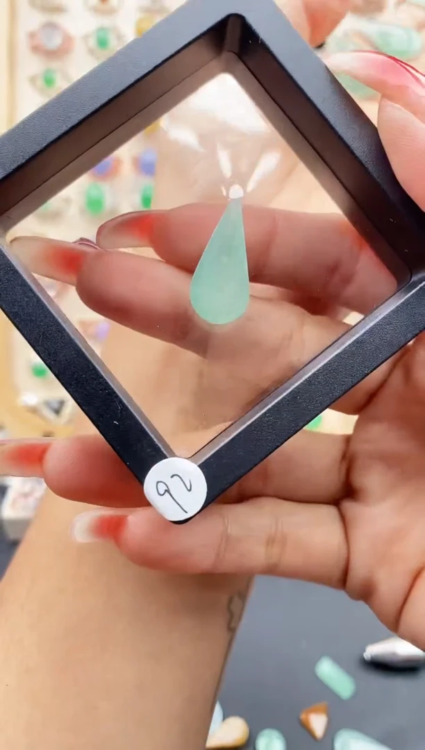 【闪购商品】翡翠裸石缅甸天然A货翡翠