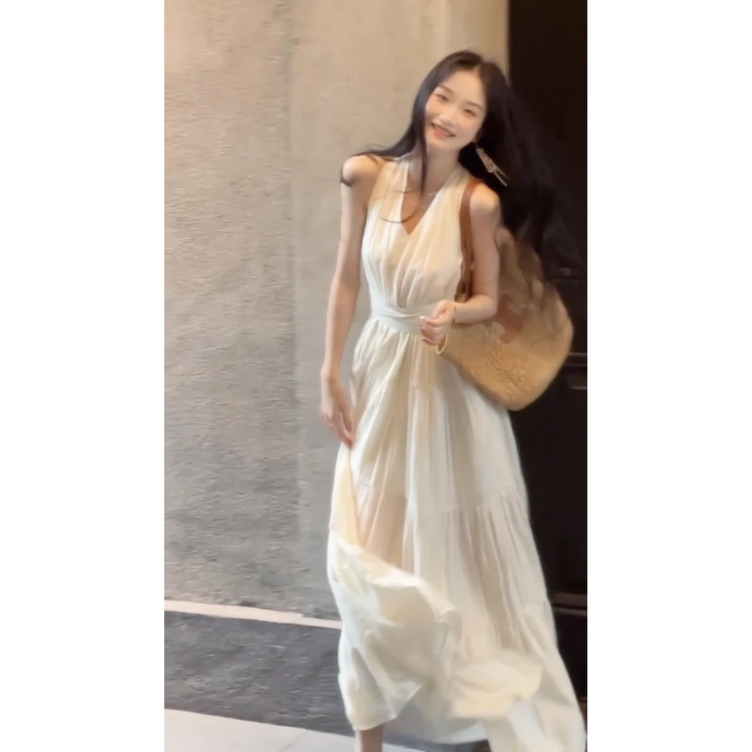 MARIE.COCO高级感杏色v领无袖度假裙法式甜美温柔超仙气质连衣裙