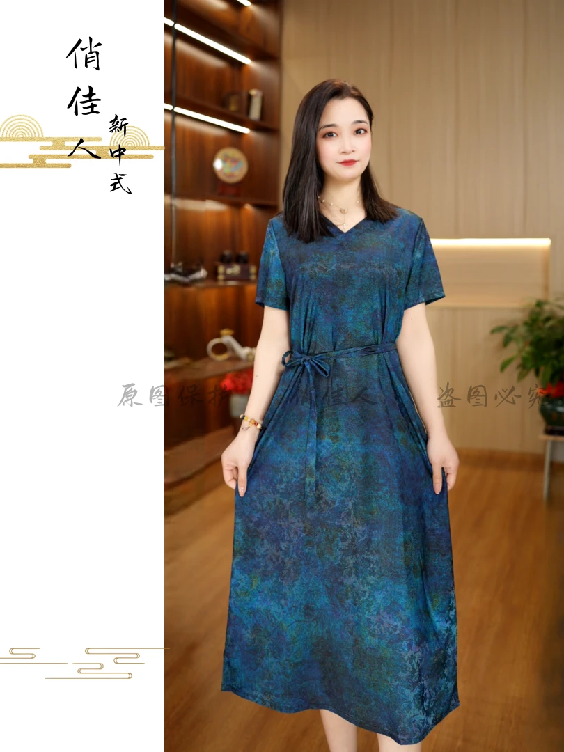 A-26047时尚宽松显瘦连衣裙V领幽蓝深海
